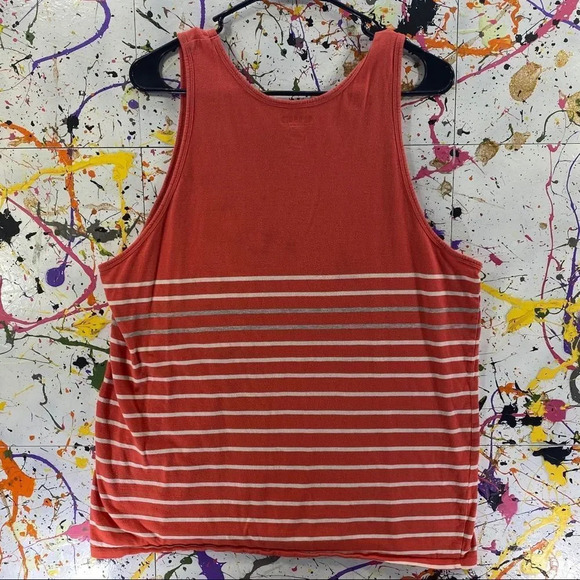 Old Navy Classic Fit Striped Tank Top Size Large - Picture 4 of 4